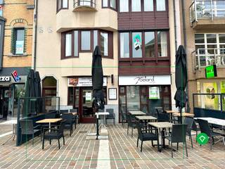 Ontdek deze unieke opportuniteit in het hart van Torhout! Café Foelard, gelegen op Markt 5, bevindt zich op een toplocatie met...