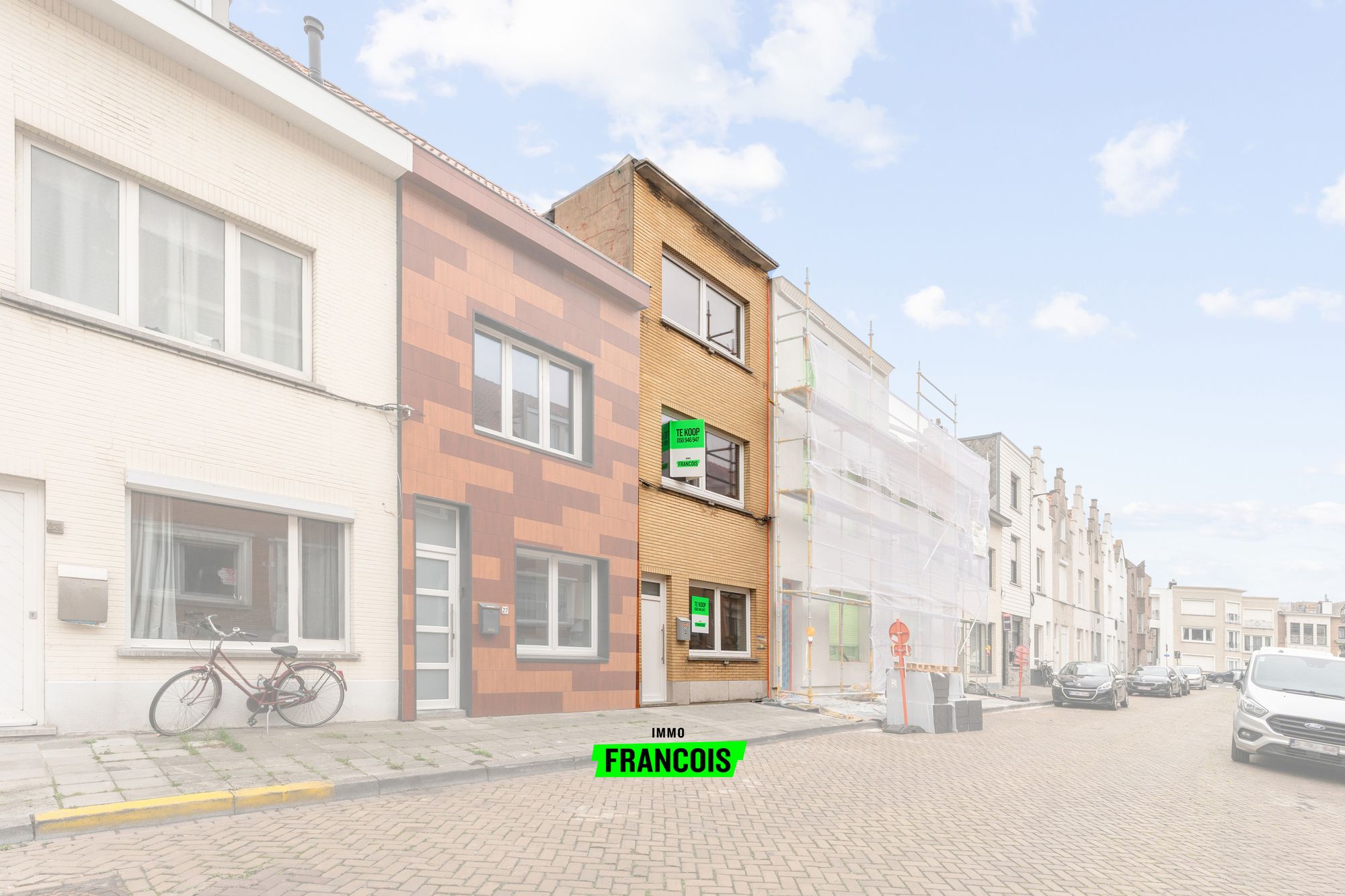 Te renoveren rijwoning woning met potentieel in Blankenberge - foto 1
