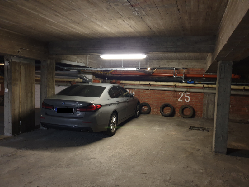 2 overdekte autostaanplaatsen op toplocatie aan Station Nekkerspoel - foto 4