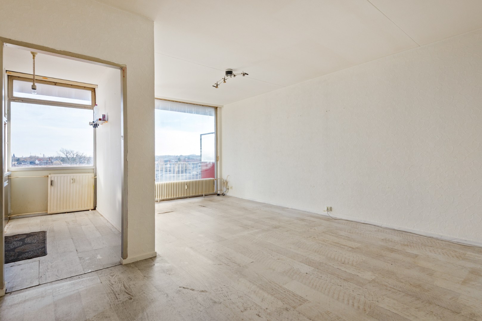 Te renoveren appt. met 2 slpk en terras te hartje Hoboken! - foto 2