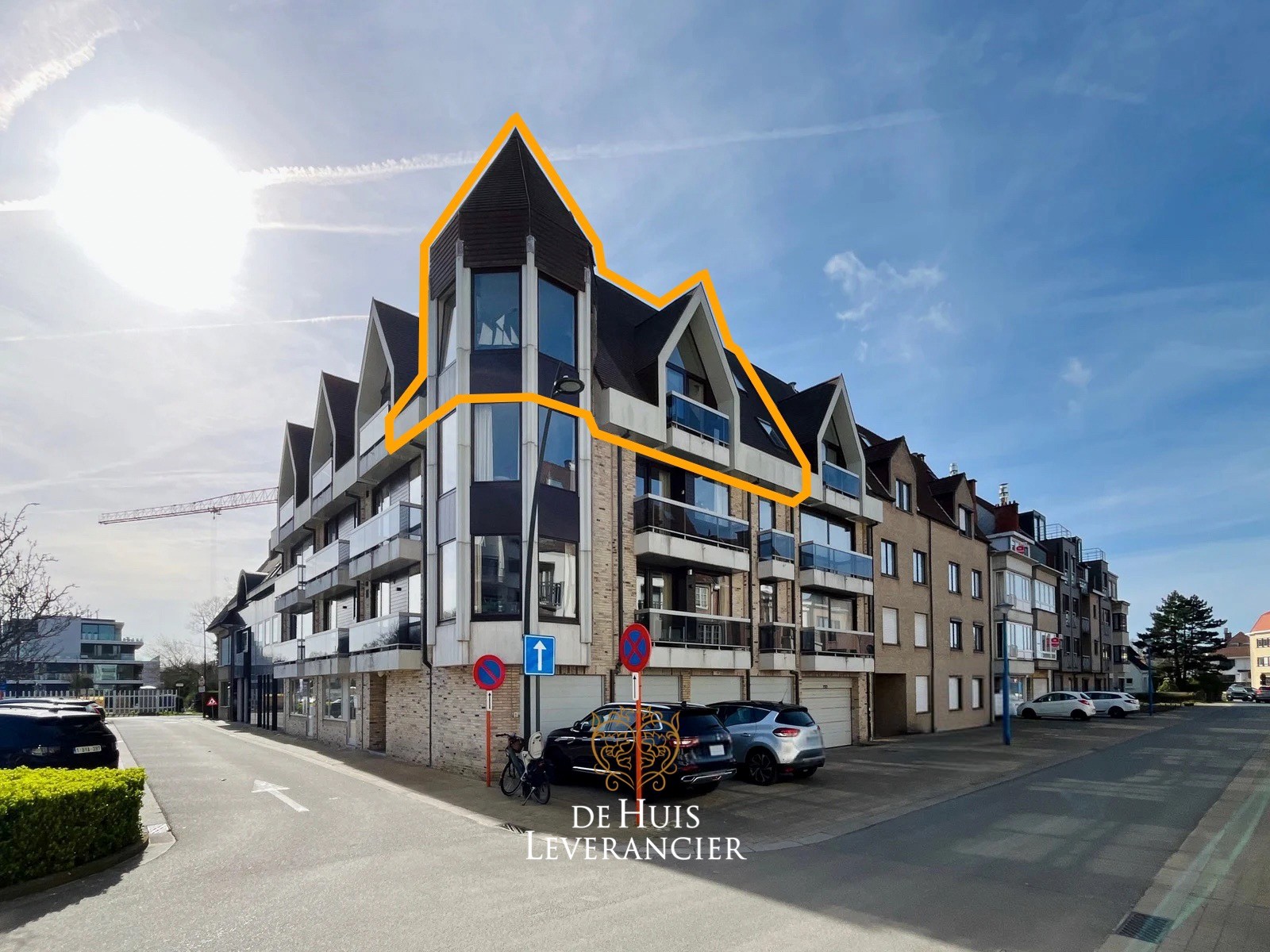 Stijlvol duplex-appartement met 3 slaapkamers op topligging in Koksijde – ideaal als tweede verblijf aan zee - foto 1