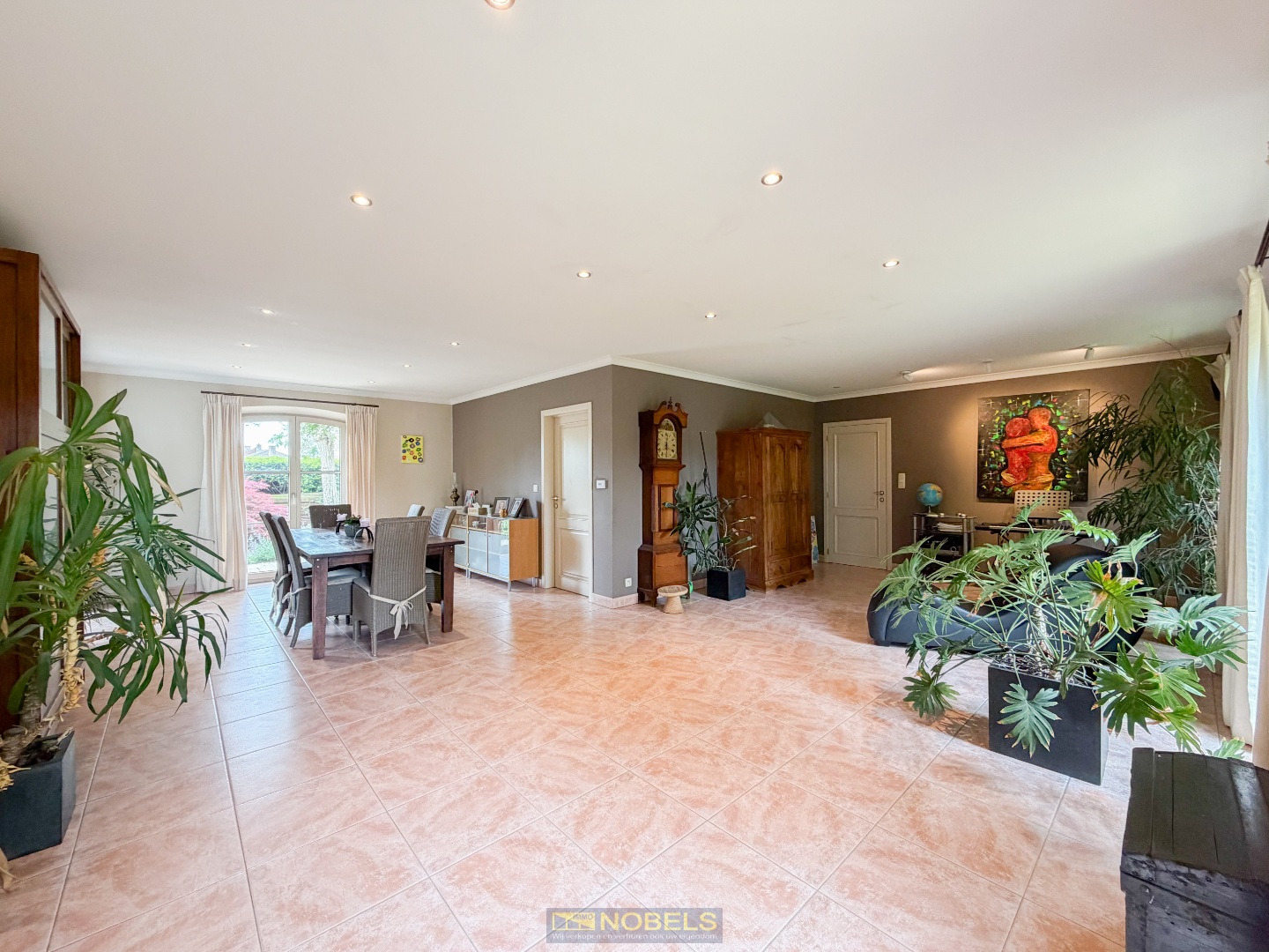 Te koop, Instapklare en energiezuinige villa met dubbele garage te Merelbeke! - photo 3
