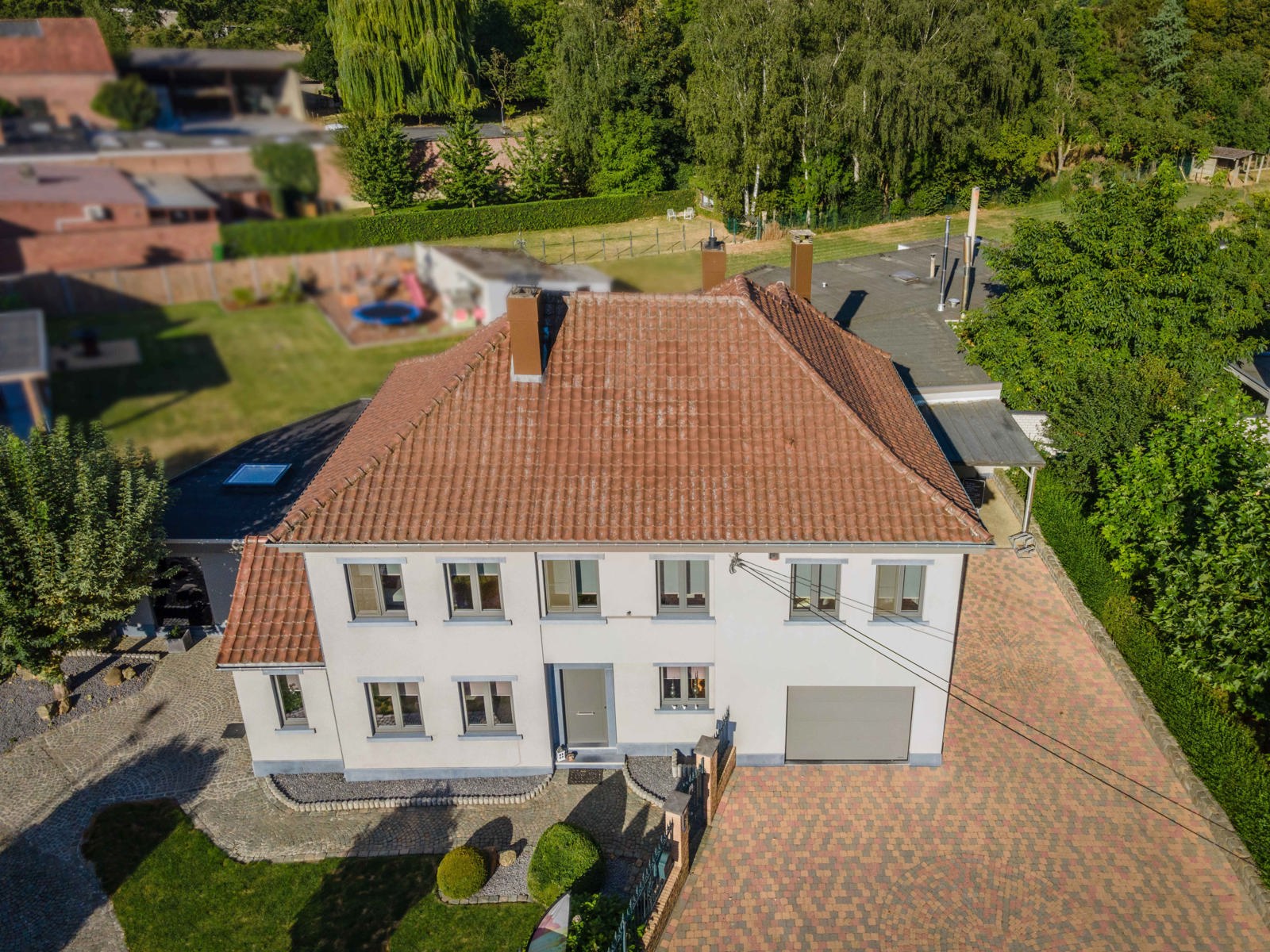 House for sale in Riemst with 6 bedrooms - photo 1