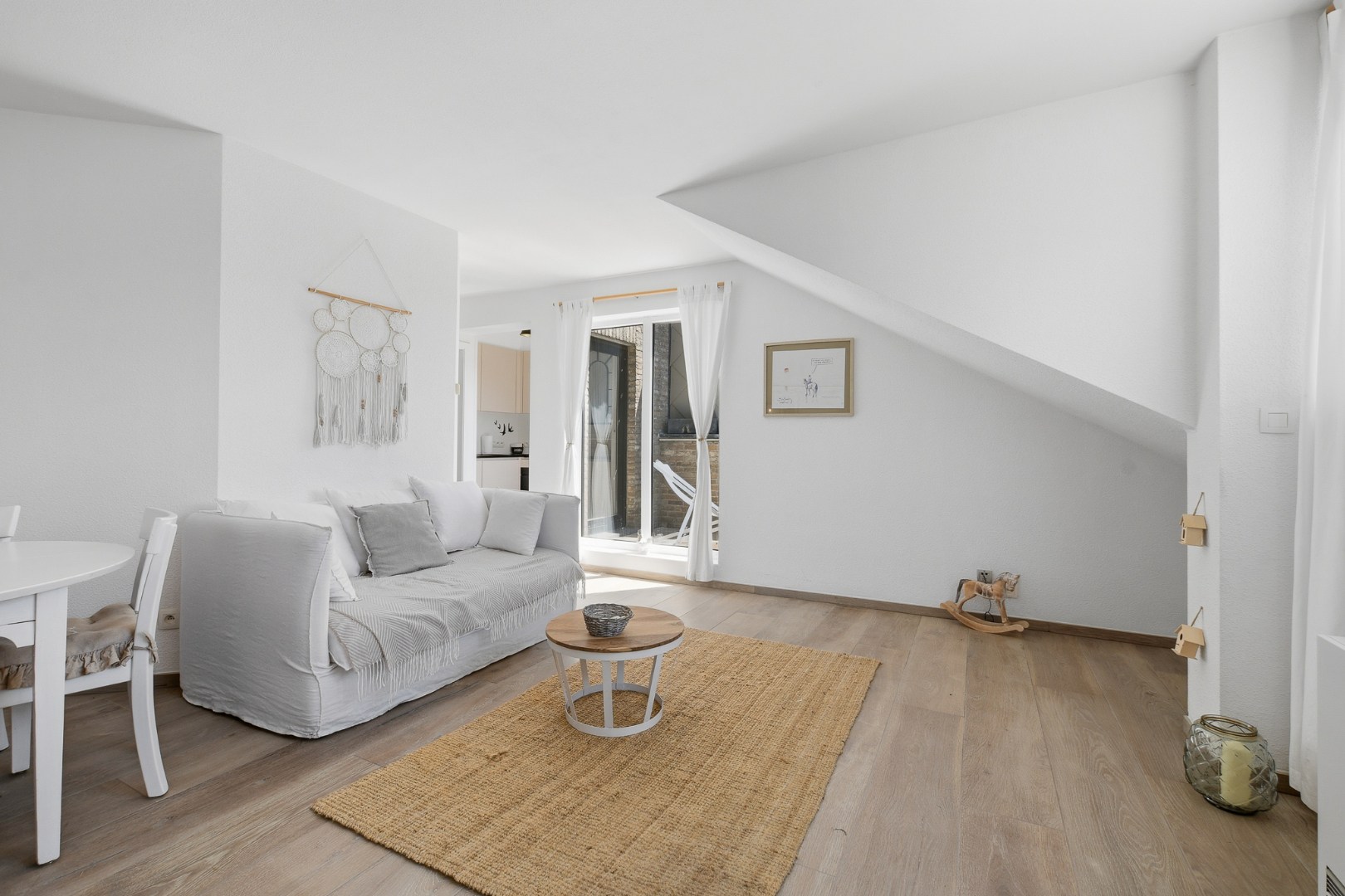 Instapklaar en gemeubeld 1-slaapkamerappartement met terras in hartje Wenduine - foto 5