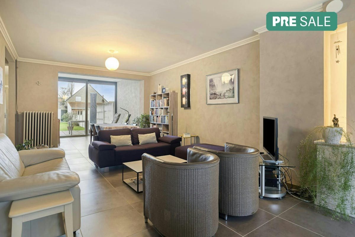 Energiezuinige woning met 3 slaapkamers, garage en tuin. - foto 1