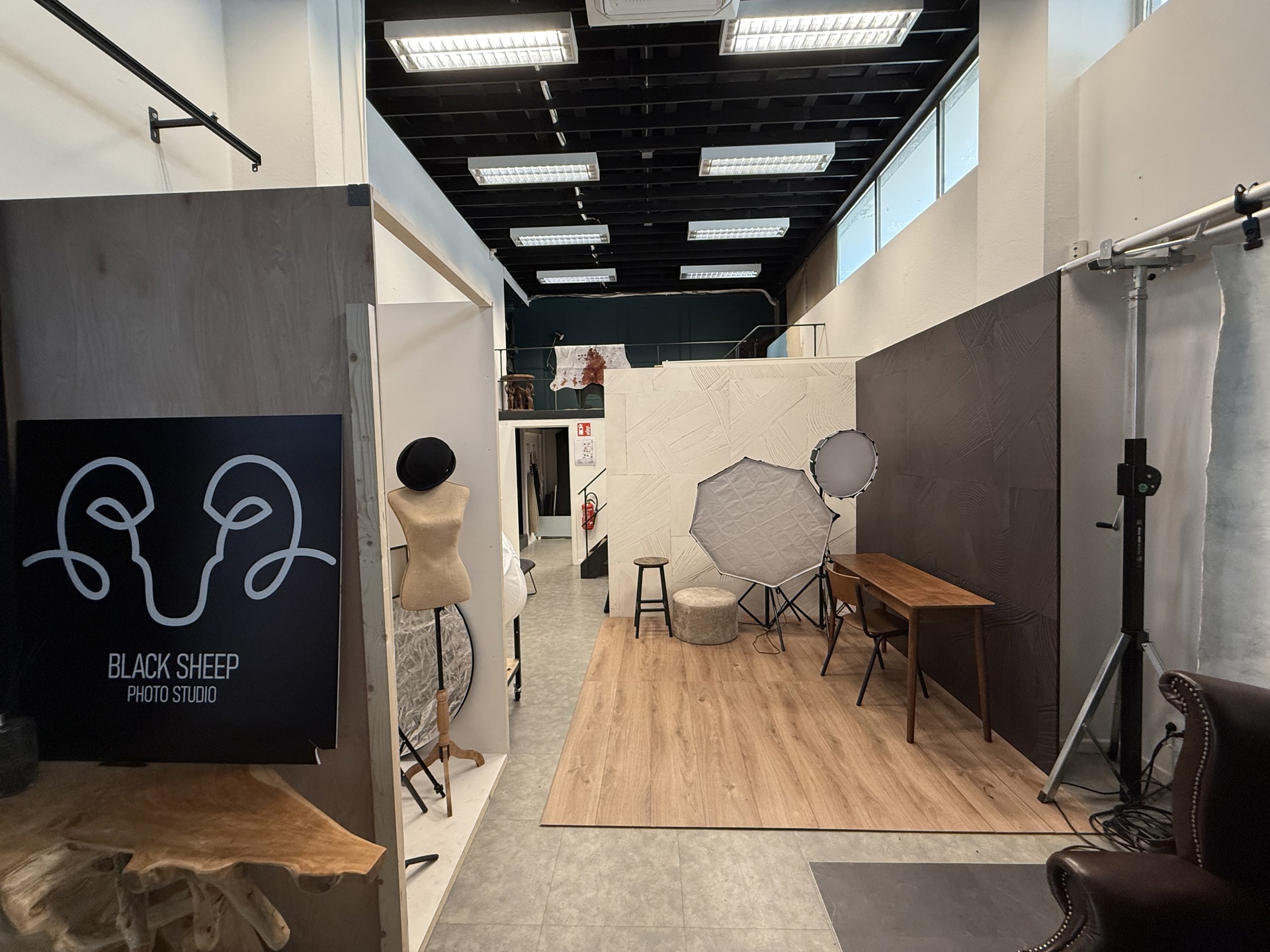 Commercial for sale in Turnhout - photo 1