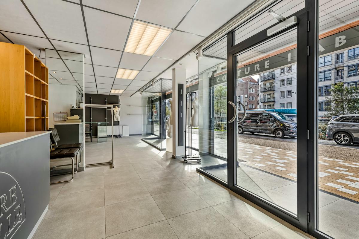 Te koop: Handelspand 94 m² met brede etalage te Knokke-Heist - foto 5