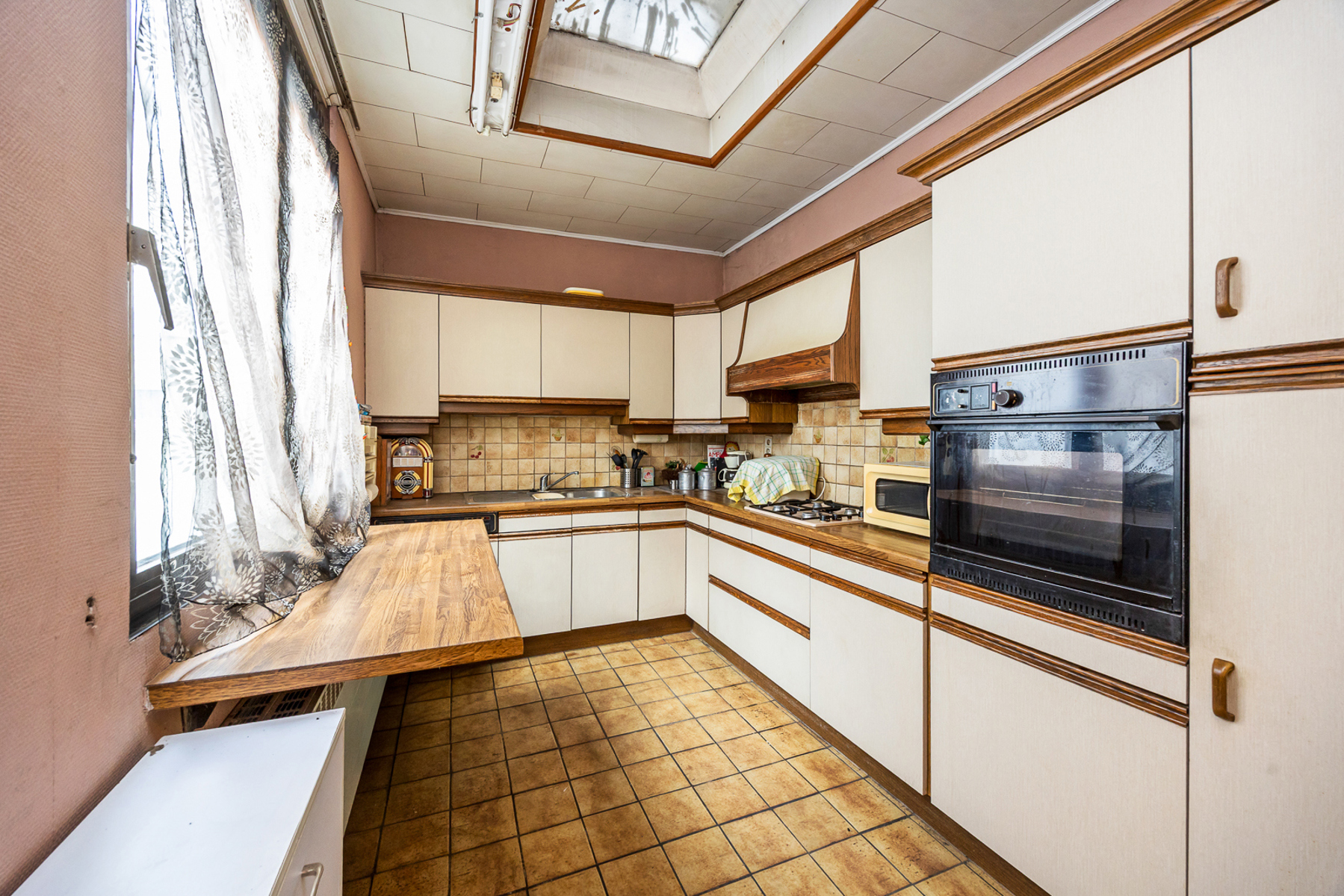 Centraal gelegen appartement met 2 slaapkamers - foto 4