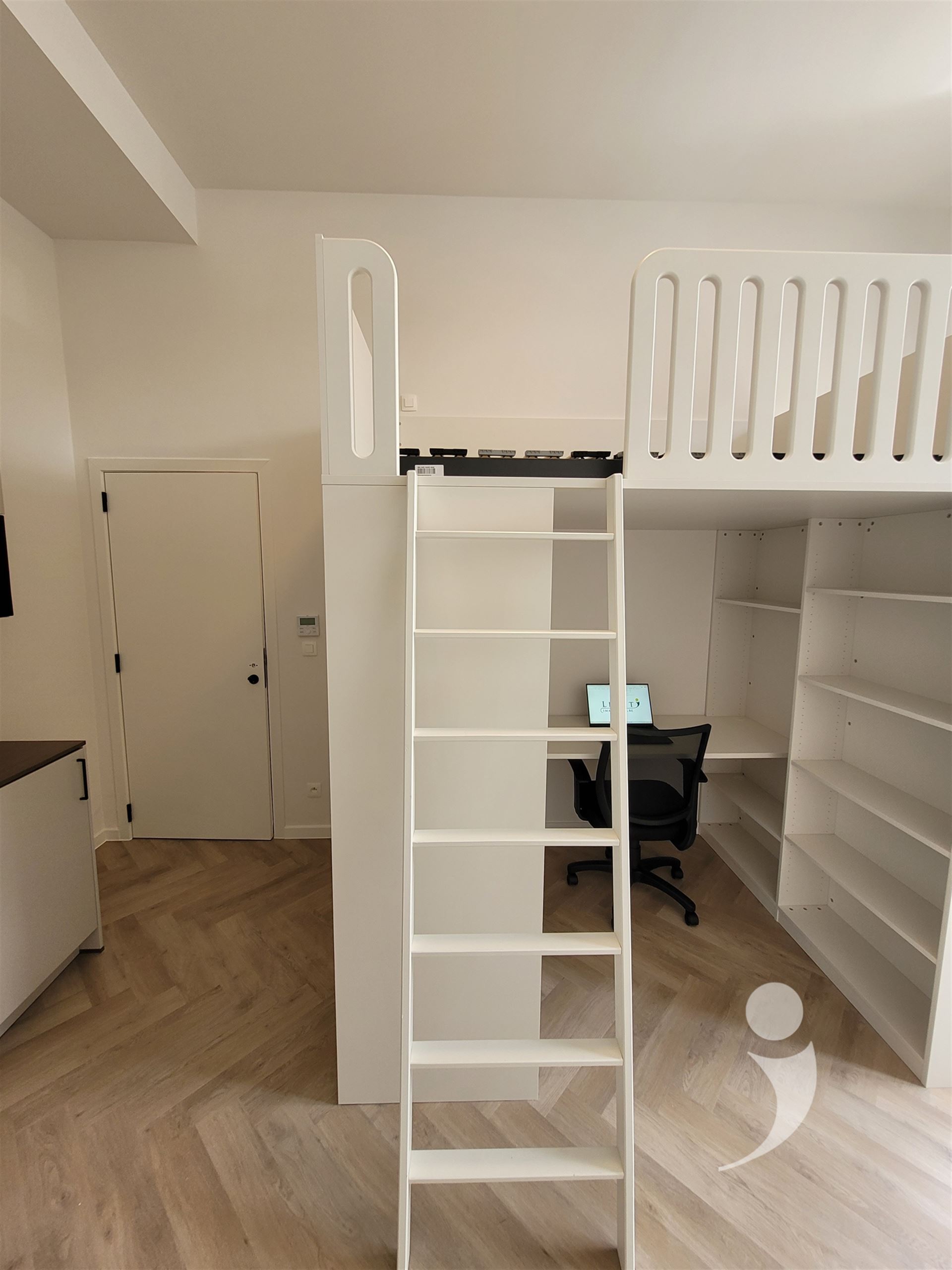 Dorm room - photo 4