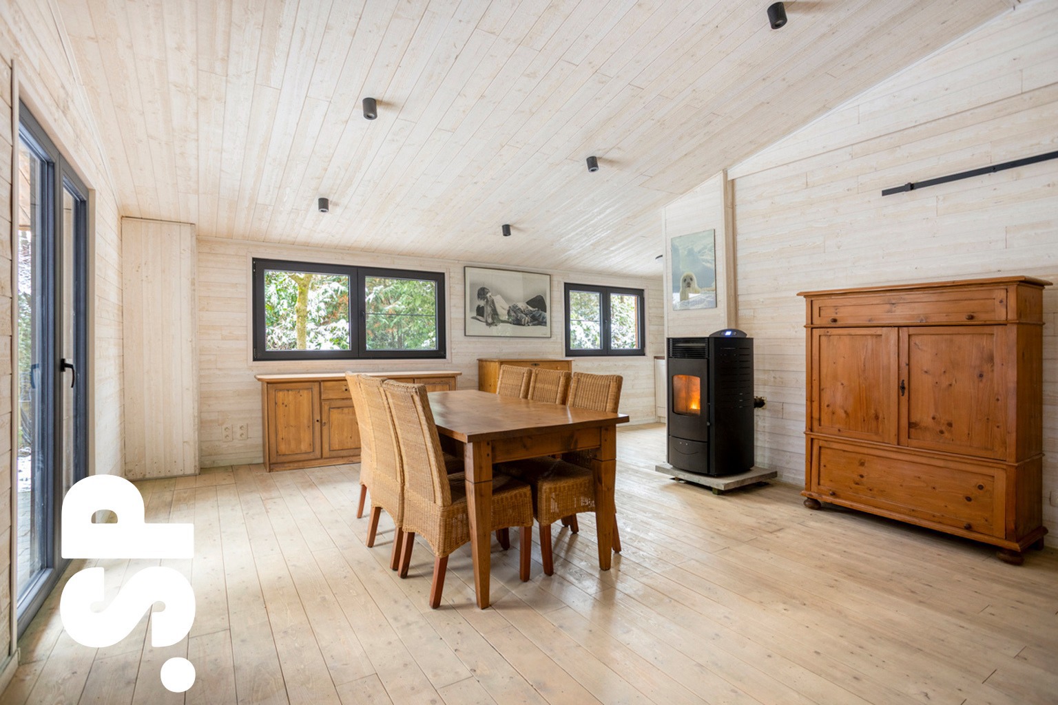 Volledig gerenoveerde chalet met 3 slaapkamers op perceel van 15A. - foto 5