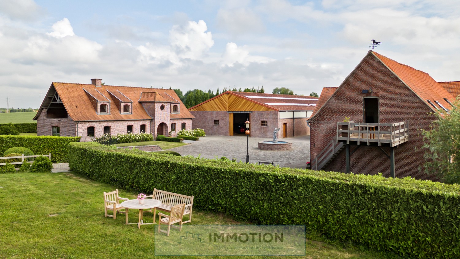 Niké's Hof - Paardenstoeterij met landelijke villa op 3,4 ha - foto 1