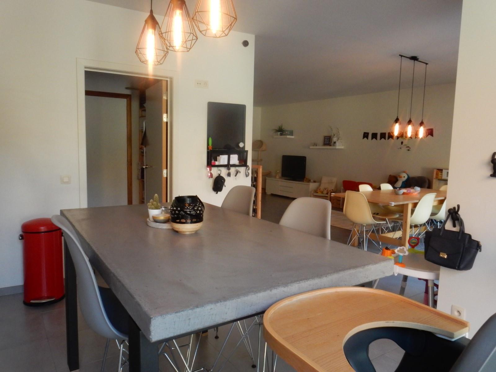 Instapklare gezellige rijwoning in centrum van de stad met binnentuin en garage - foto 4