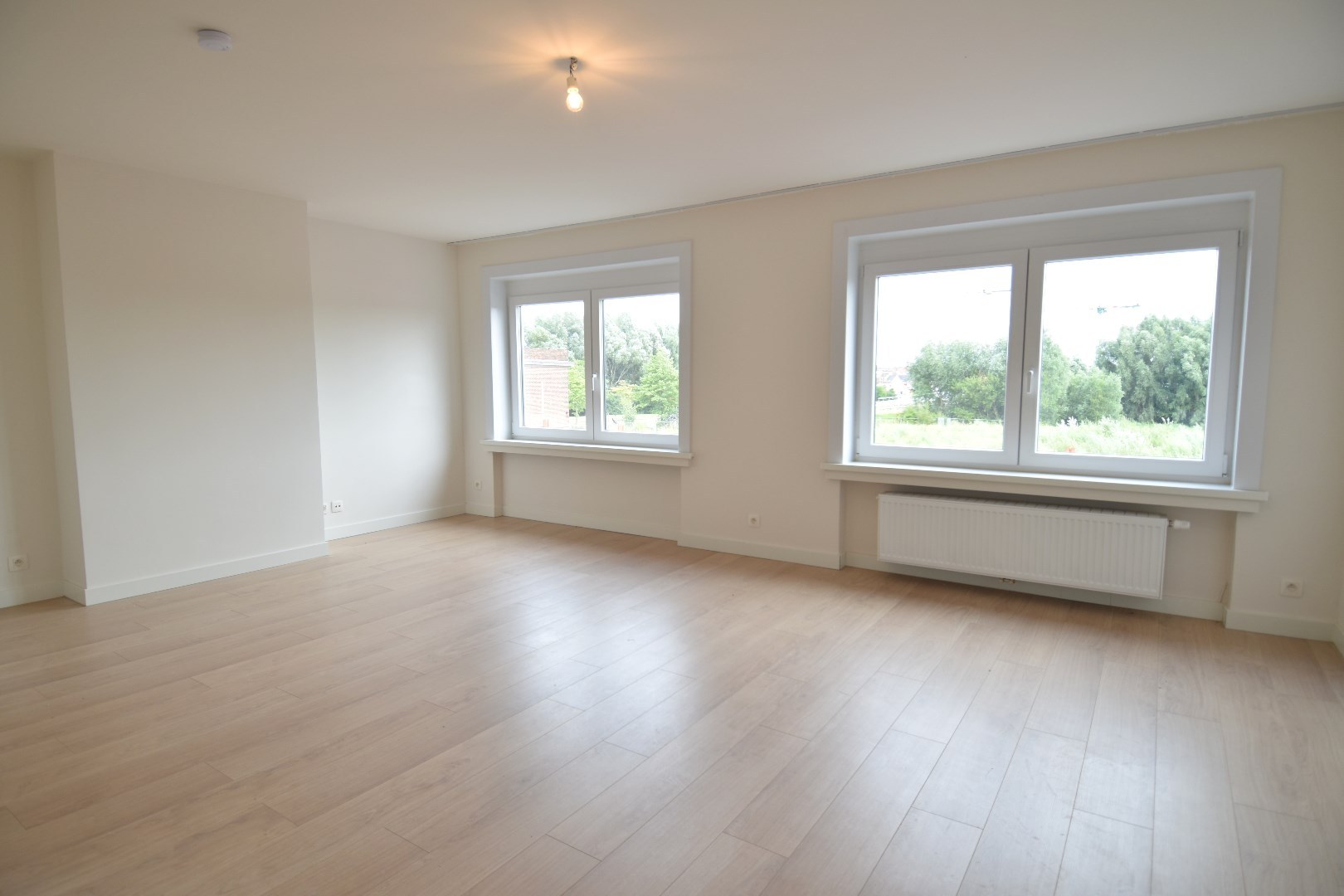 Vernieuwd appartement met 2 slaapkamers in Kortrijk - foto 4