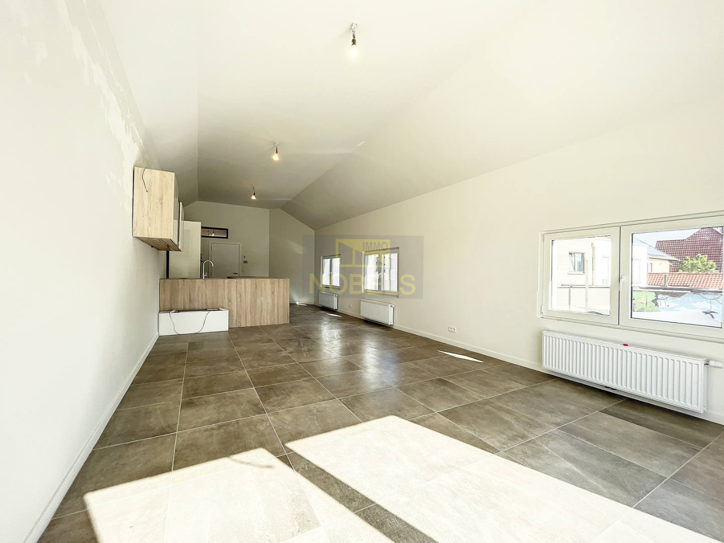 Te koop, zéér ruim  3 slaapkamer-appartement met  groot dakterras te Oudenaarde! - photo 5