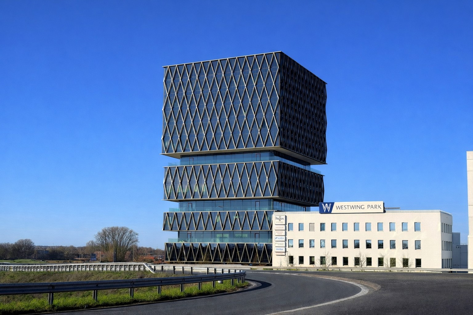 Kantoorruimtes in Westwing Tower Roeselare! - foto 1
