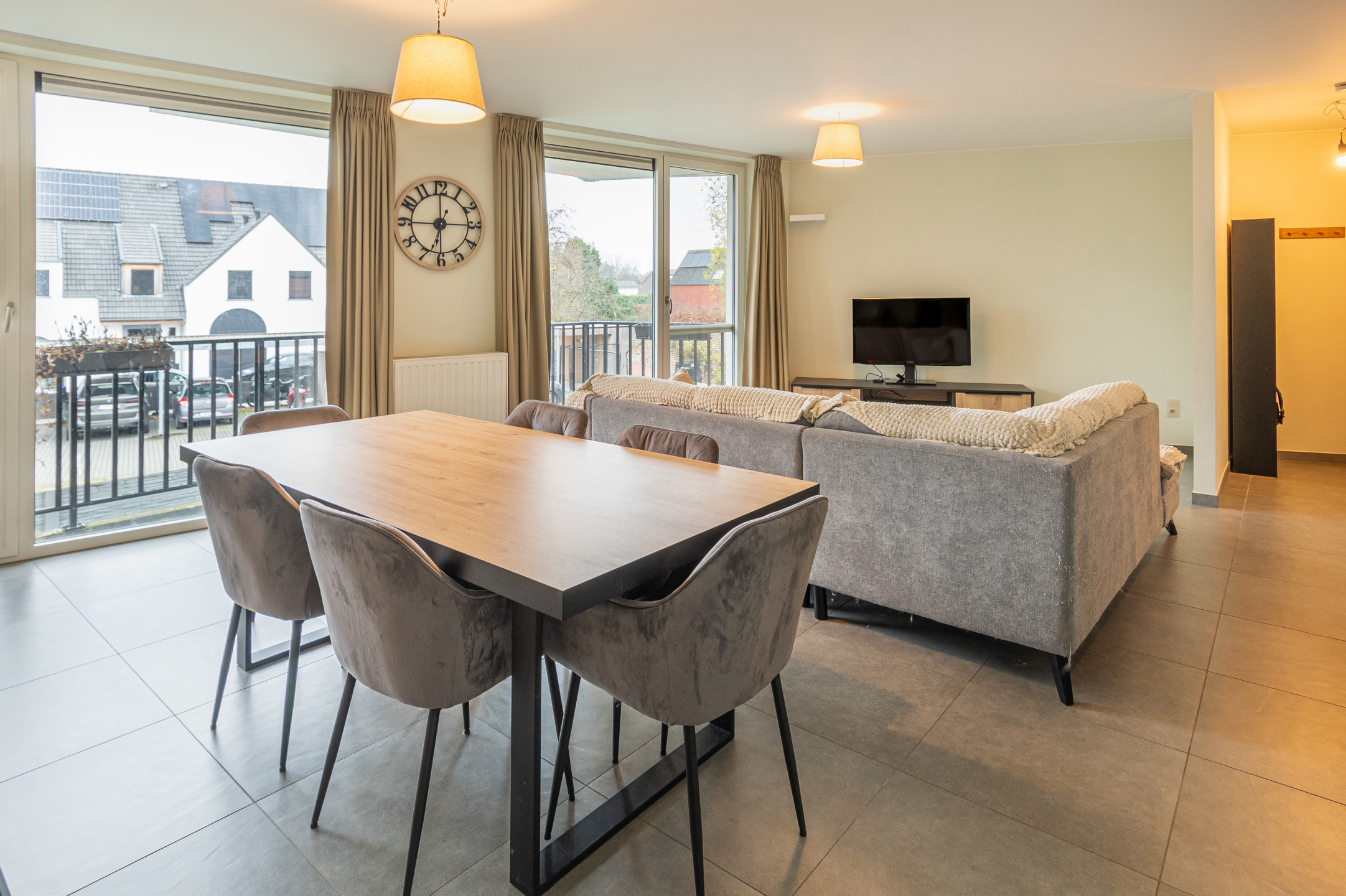 Ruim 1-slaapkamerappartement met terras te Ruisbroek - foto 3