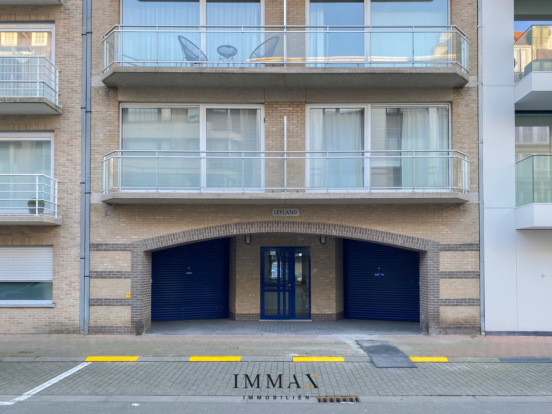 Ruime garagebox in het centrum van Knokke - foto 4