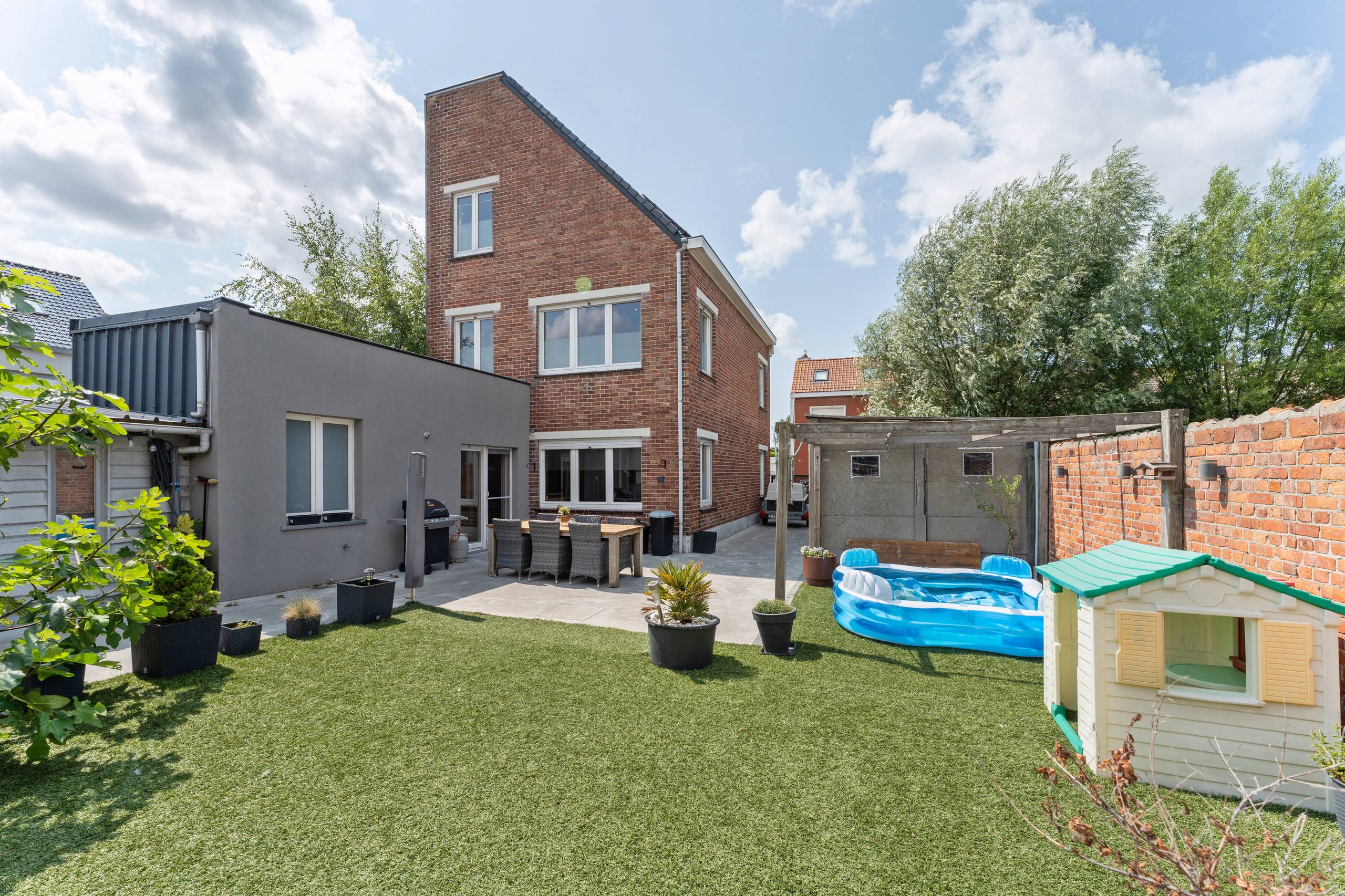 Alleenstaande woning met zonnige tuin en 4 slaapkamers! - foto 1