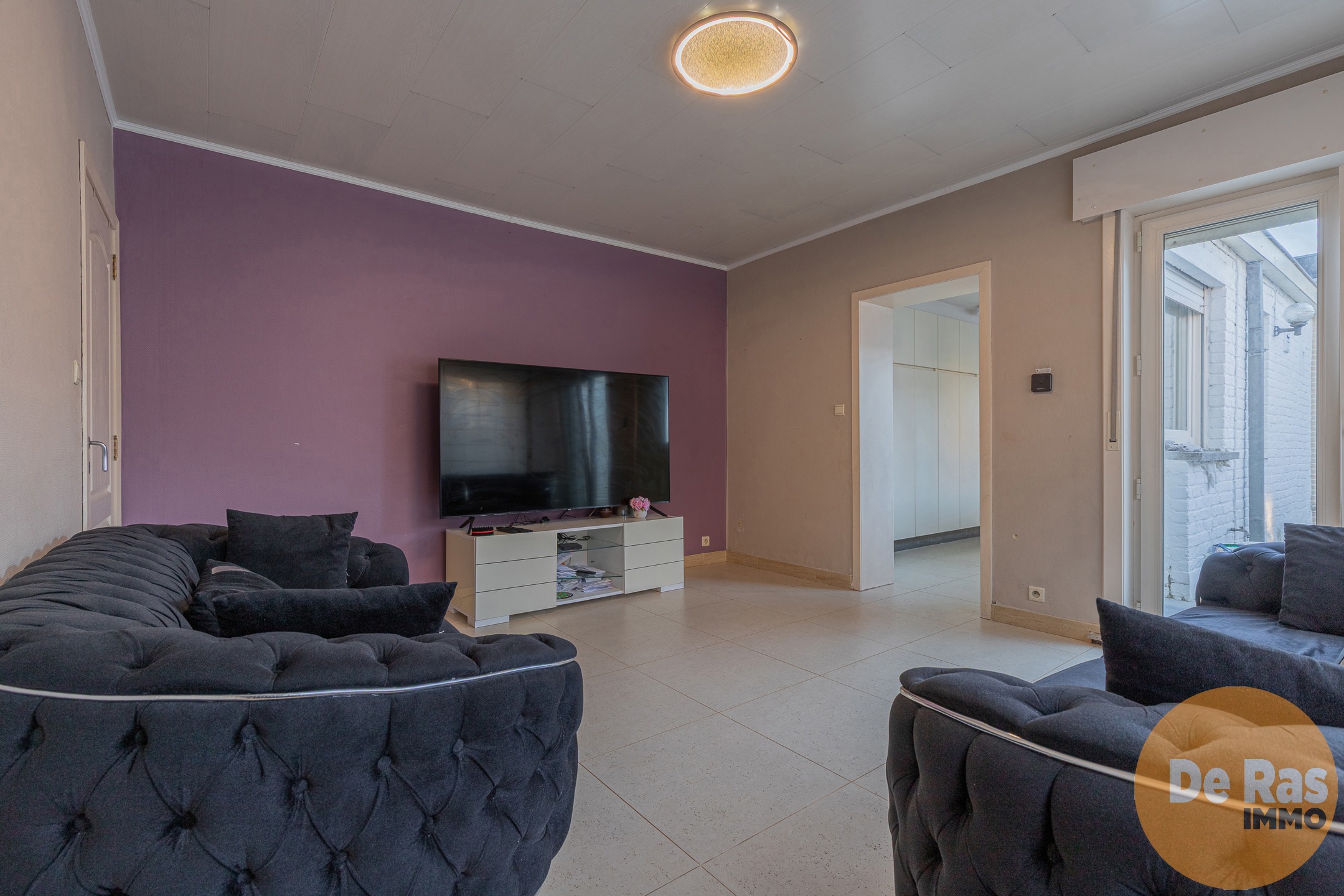 DENDERLEEUW - Ruime woning met 4 slpks, bureau en koer - foto 5