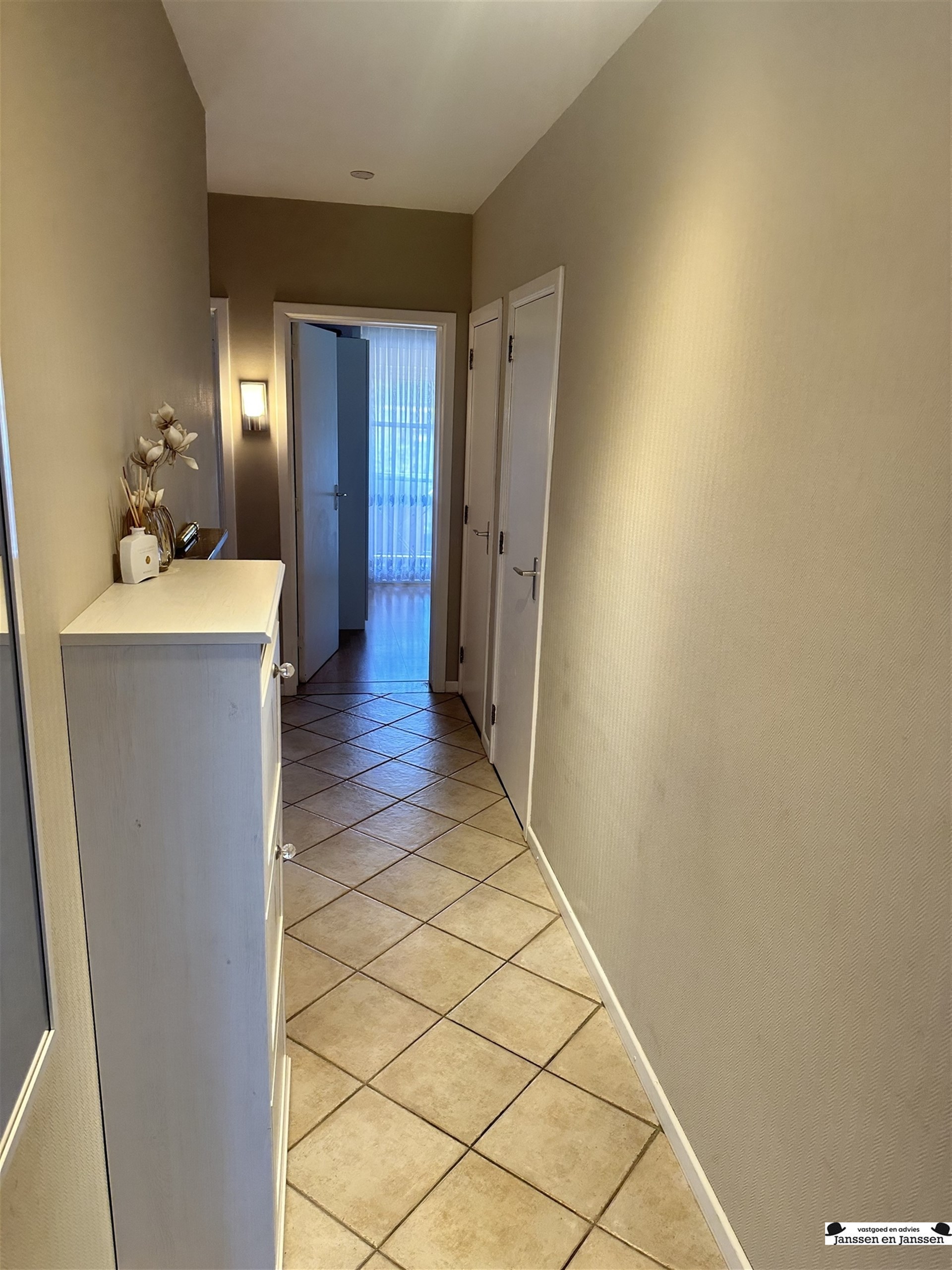 appartement - photo 5