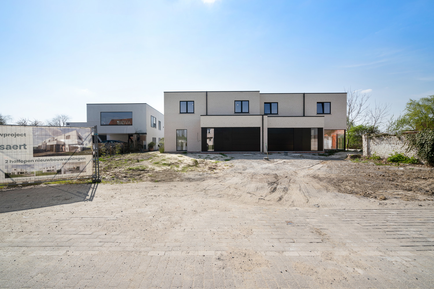 House for sale in Deinze with 4 bedrooms - photo 2