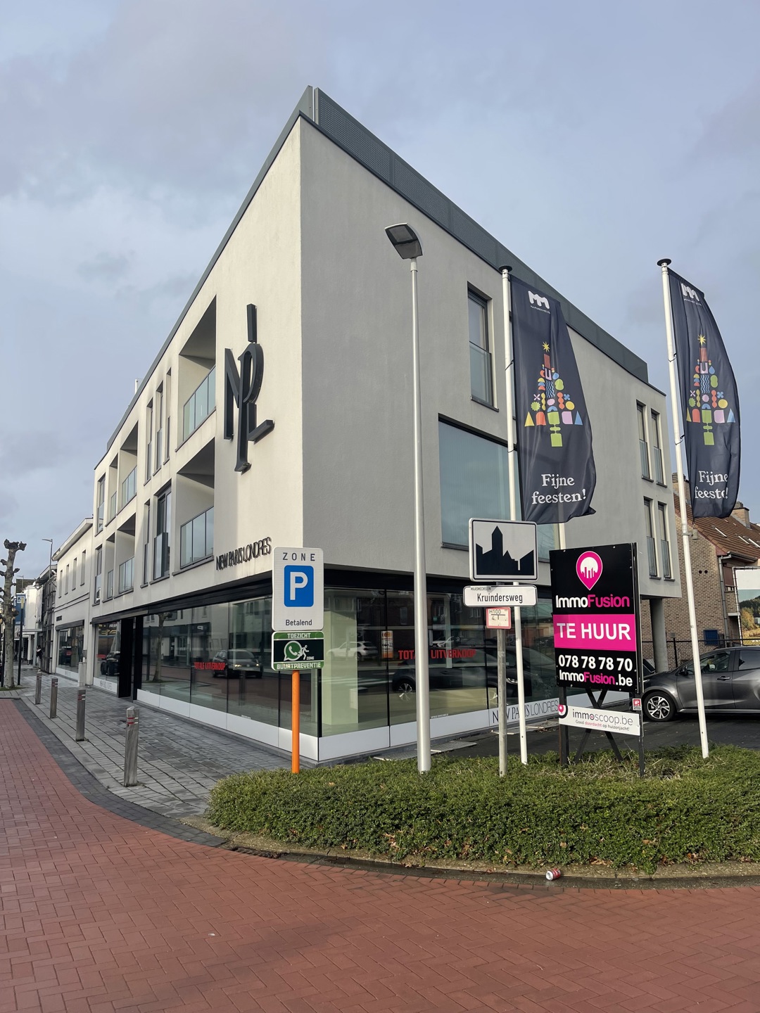 Commercial à louer à Maasmechelen - photo 2