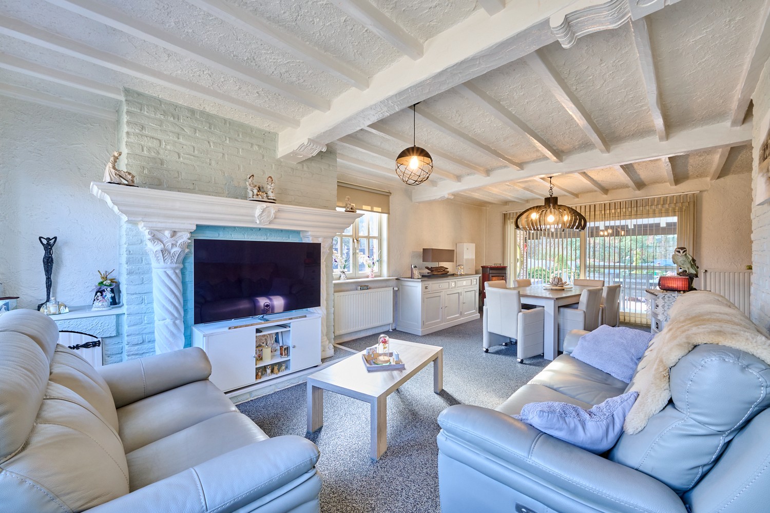 Goed onderhouden woning op ruim perceel in een bosrijke omgeving te Beringen. - foto 4