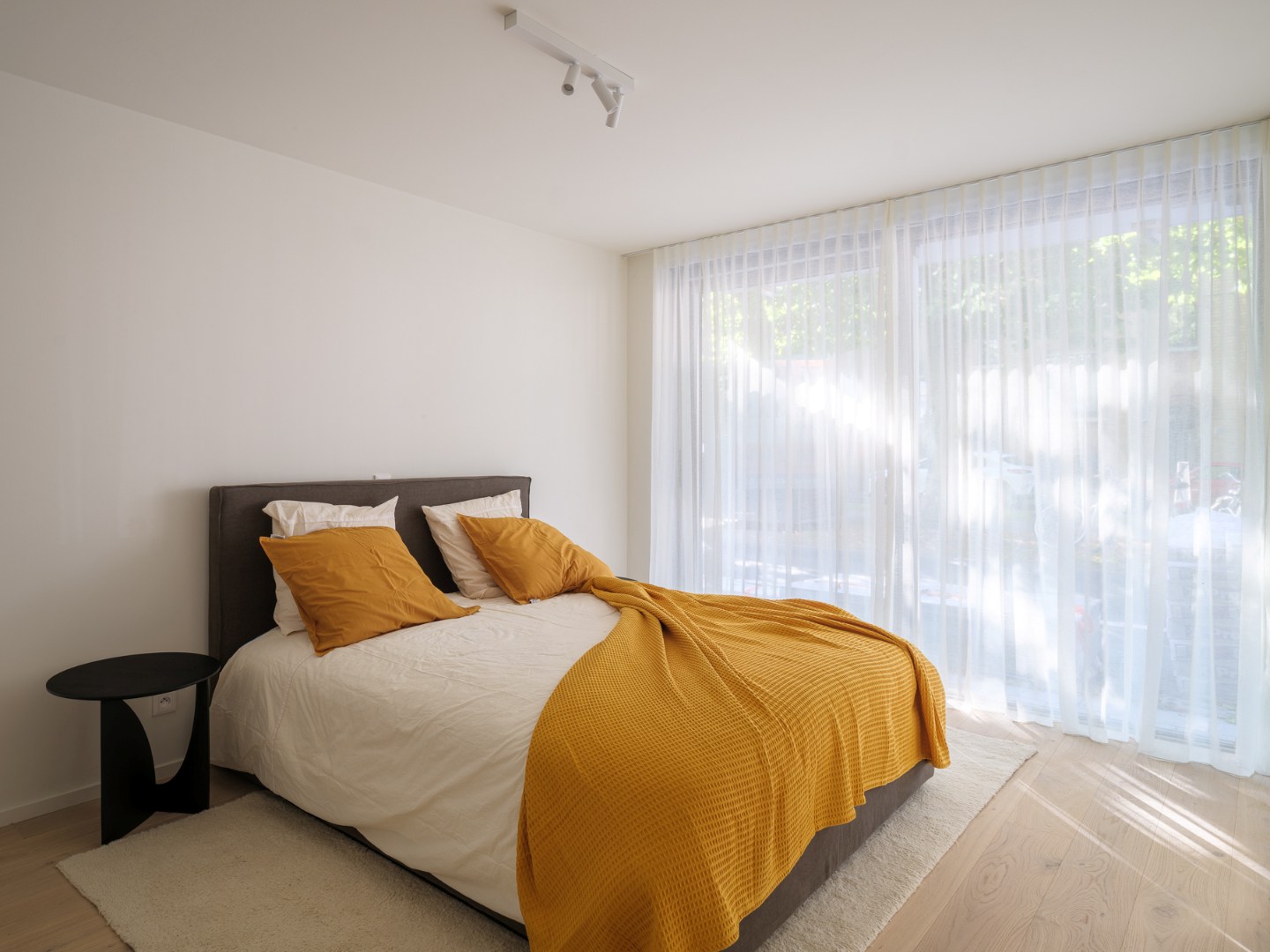 Apartment for sale in Bruges with 1 bedroom - photo 1