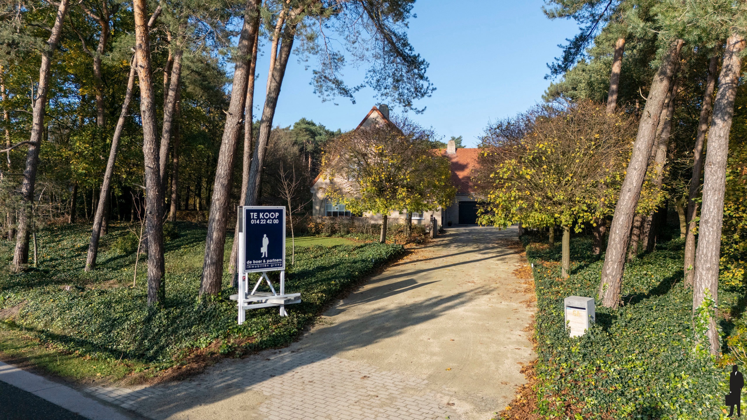 Villa met zwembad en privébos volledig omheind in Retie - foto 2