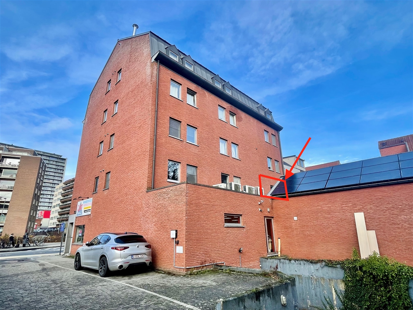 Studio énergétique (B) au 1er étage, prêt à être emménagé ! - photo 2