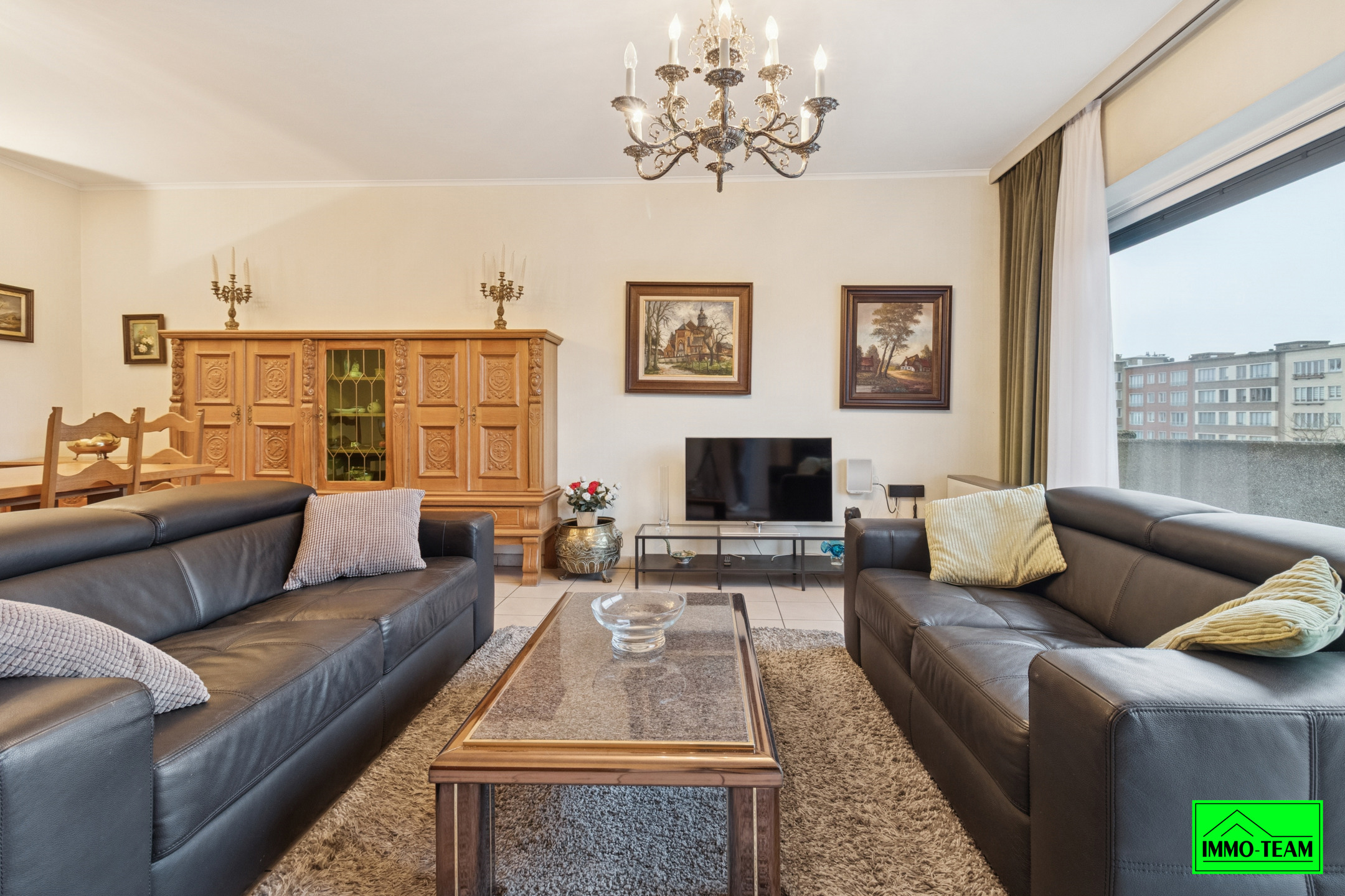 Aangenaam appartement met 2 slaapkamers - foto 4