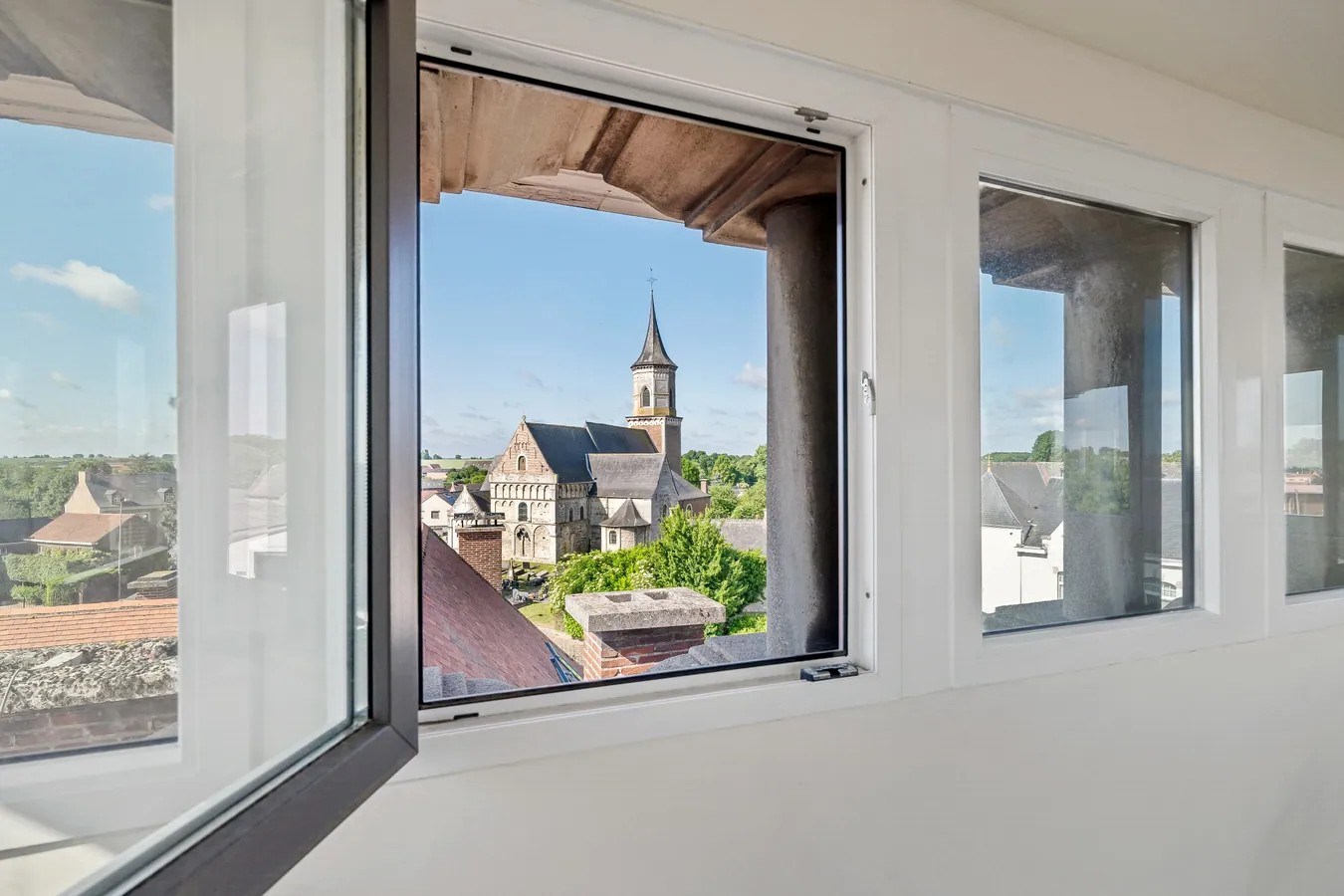 Appartement de 3 chambres idéalement situé dans l'ancienne mairie de Kumtich - photo 2