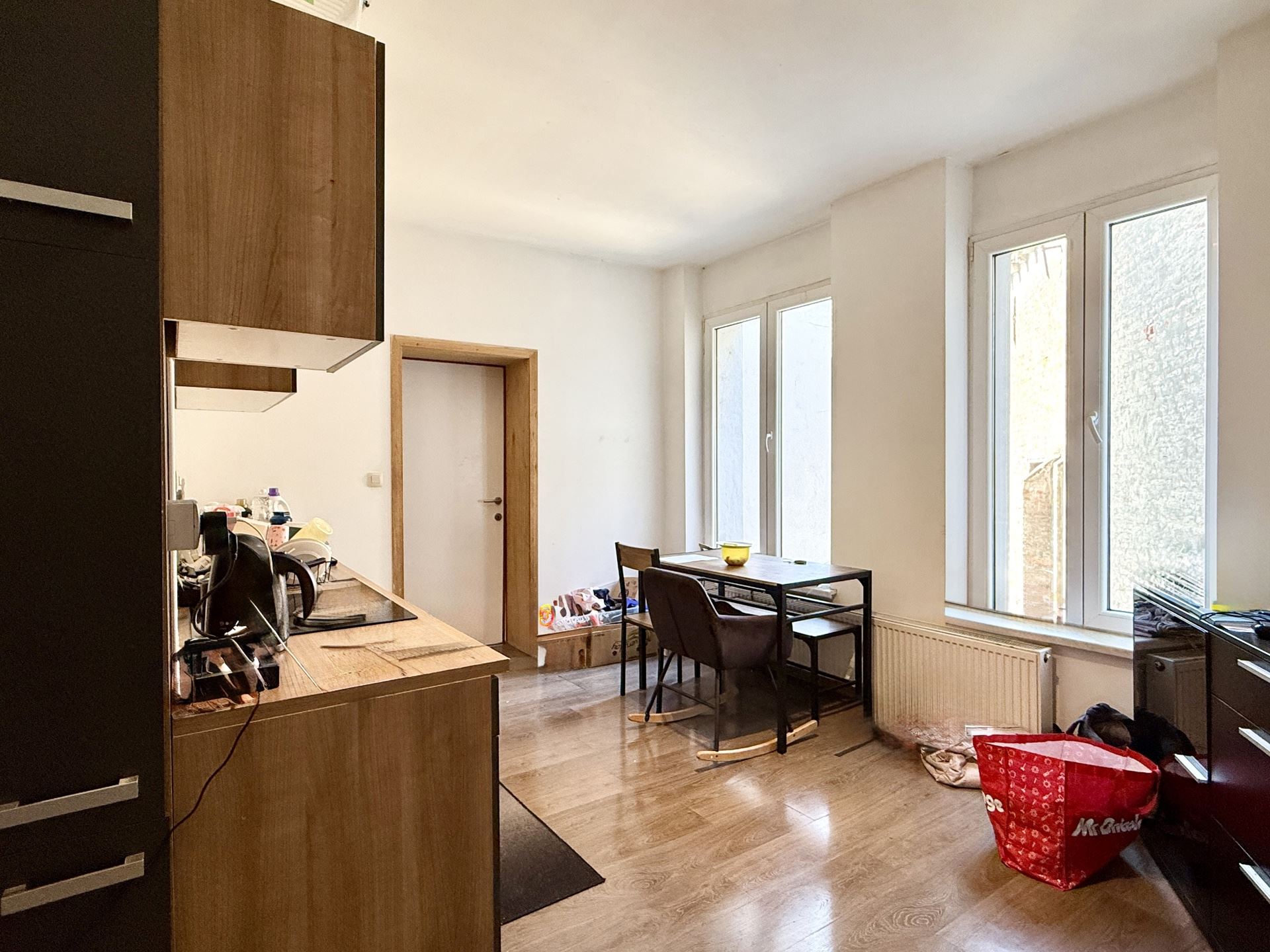 Modern eenslaapkamerappartement in het centrum van Ath - foto 5