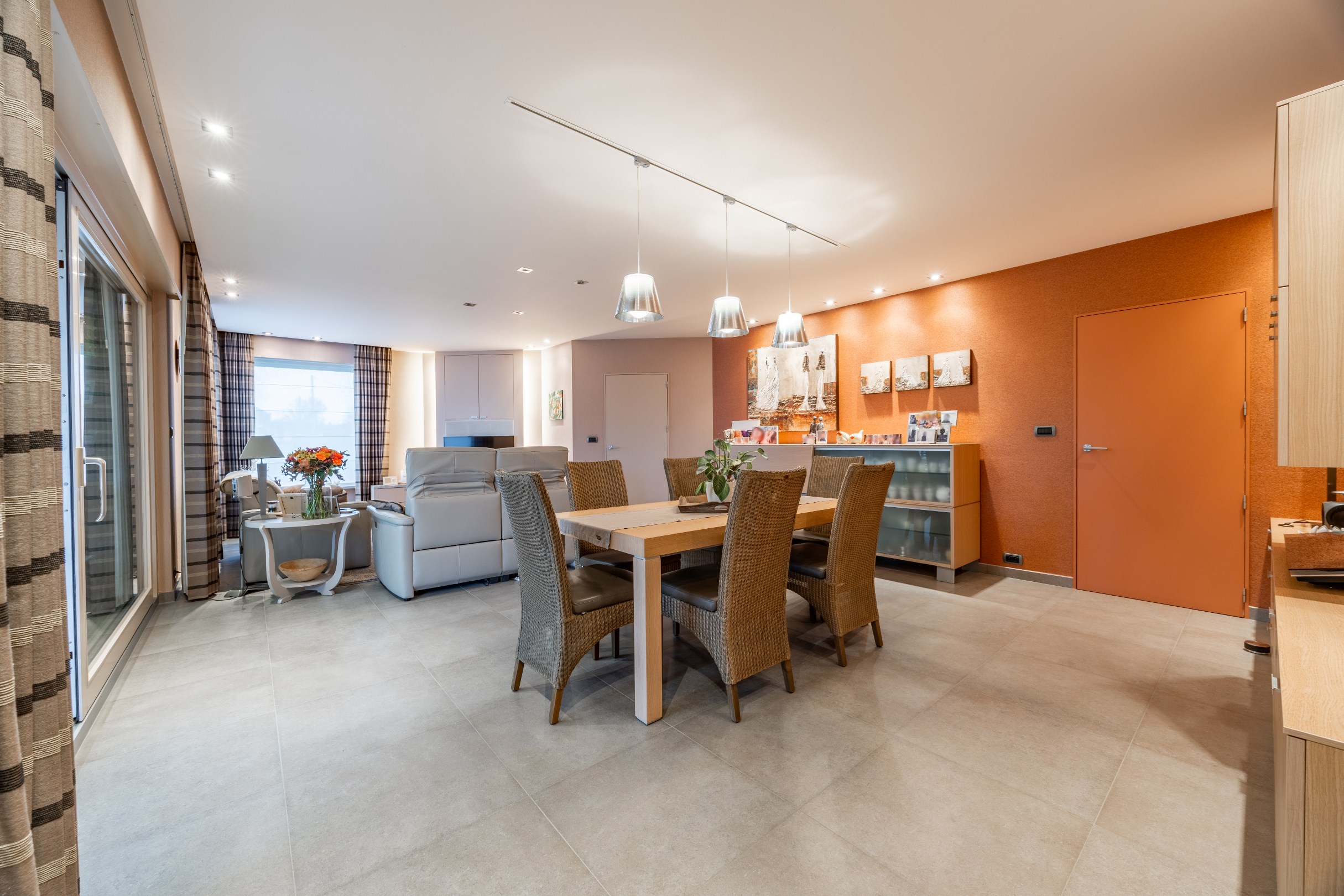 UNIEKE EIGENDOM MET ATELIER OP 960 M² - foto 5