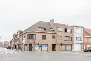 Deze interessante opbrengsteigendom is welgelegen op wandelafstand van het station, supermarkten, scholen, bakkers, de Grote Markt van...