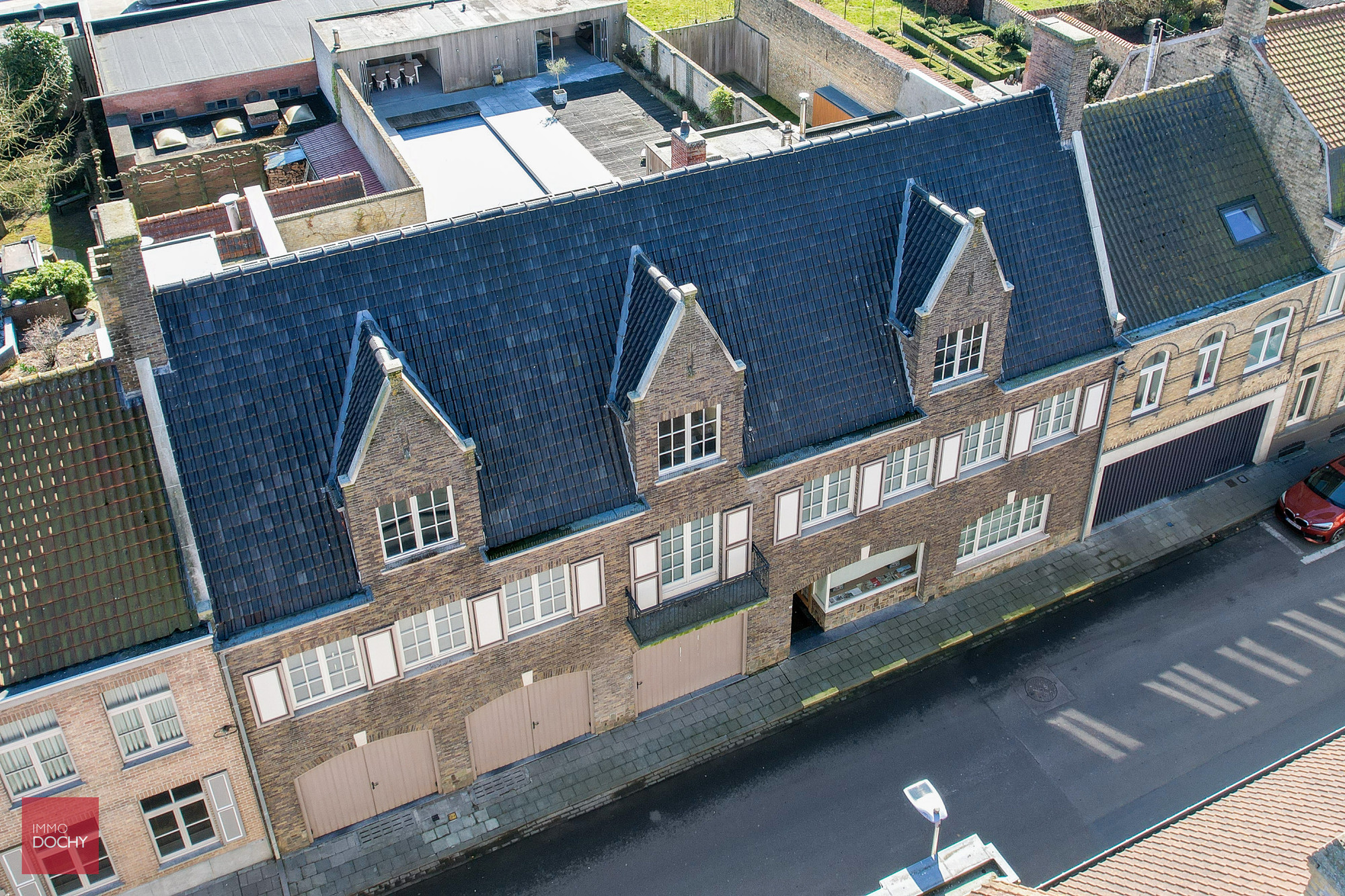 Centraal gelegen ruim herenhuis - foto 4