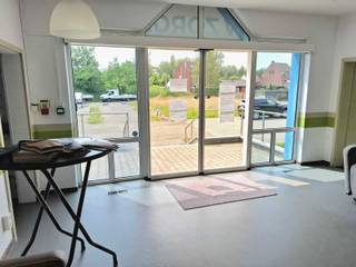 Commercial for rent in Balen