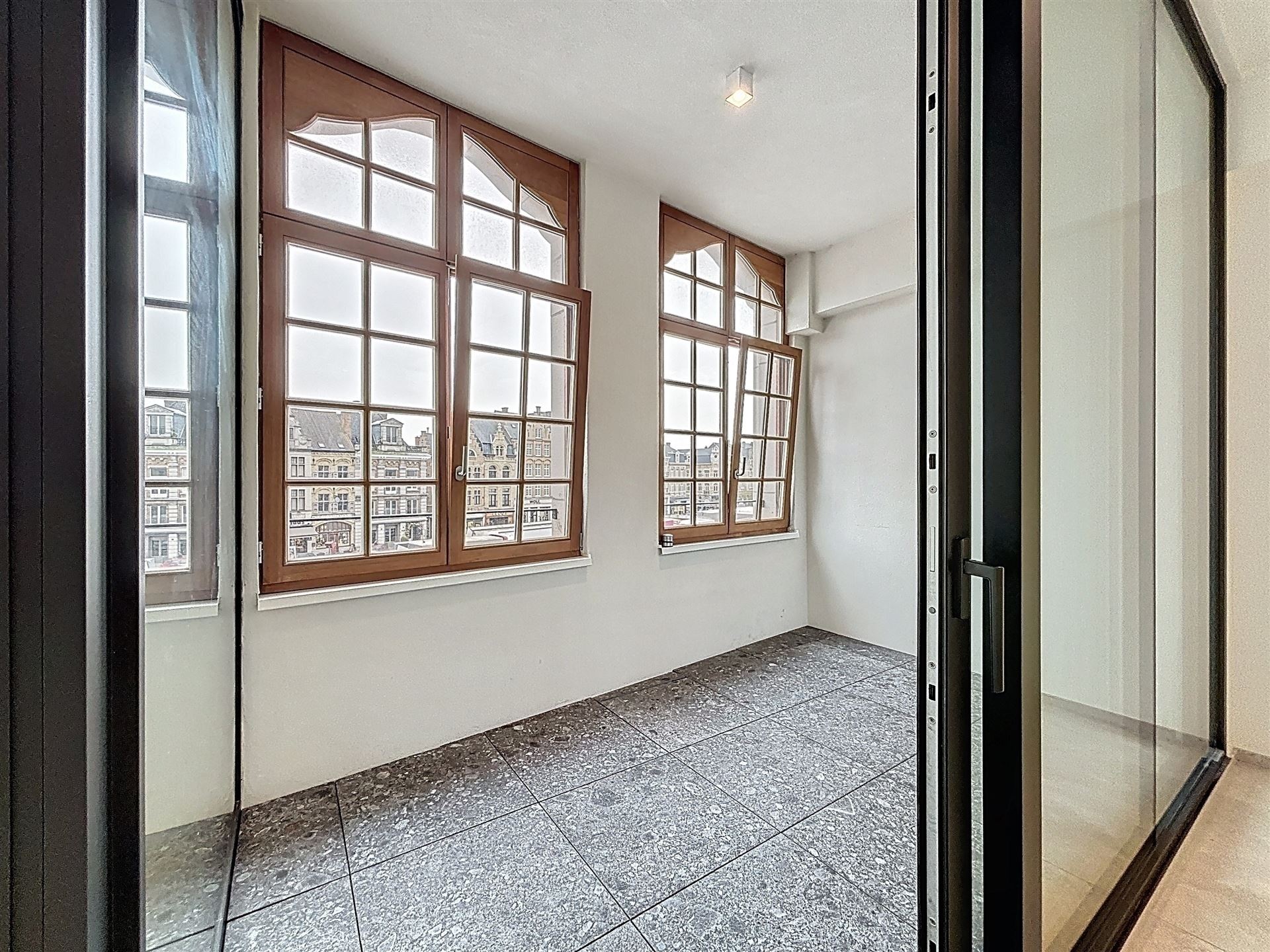Ruim en modern appartement in centrum - foto 5