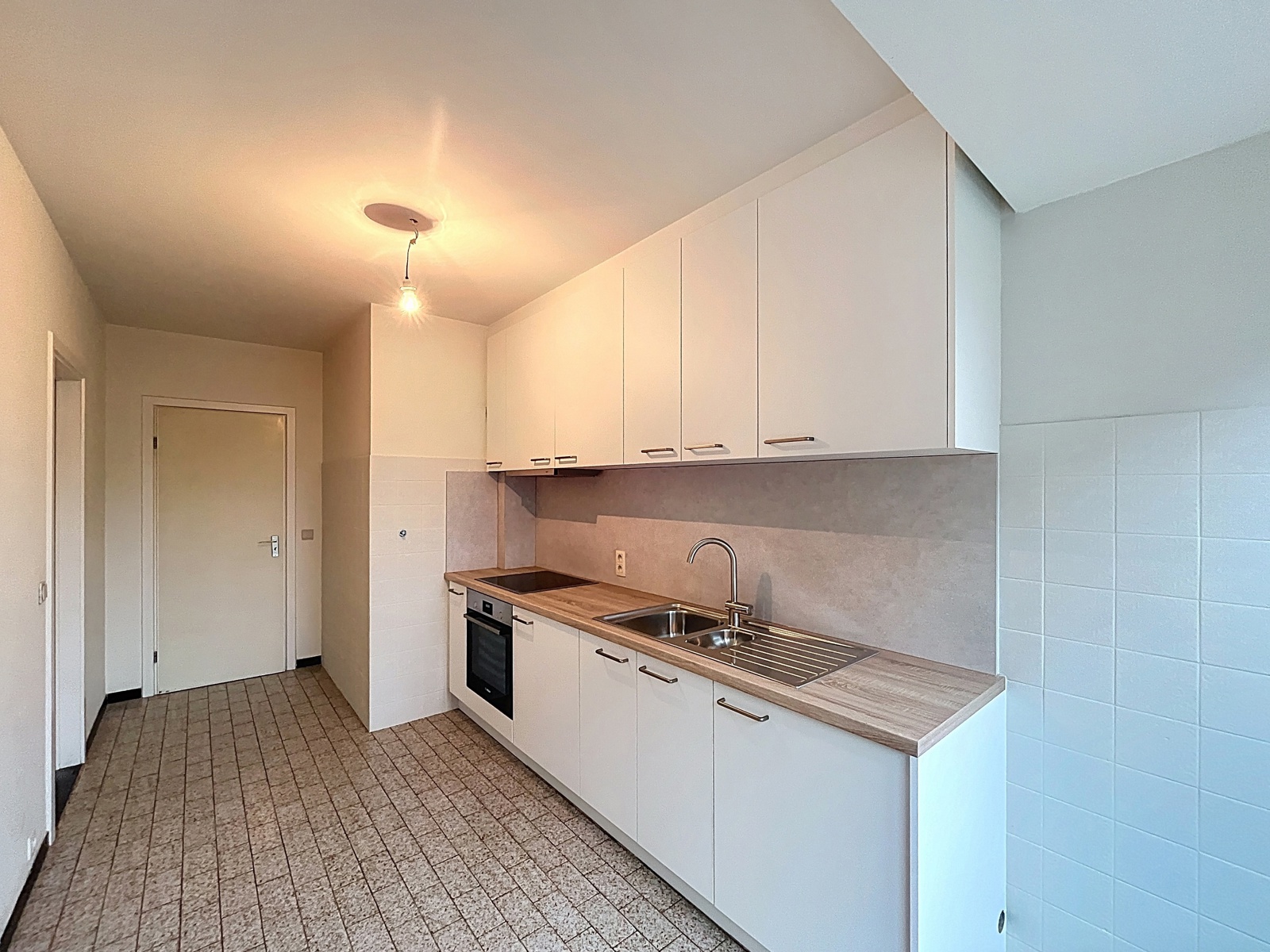 Appartement met 2 slaapkamers en terras - foto 3