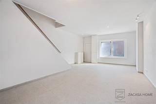Deze centraal gelegen woning in Aalst beschikt over een bewoonbare oppervlakte van 118 m² en onderscheidt zich door een unieke patio die zorgt...