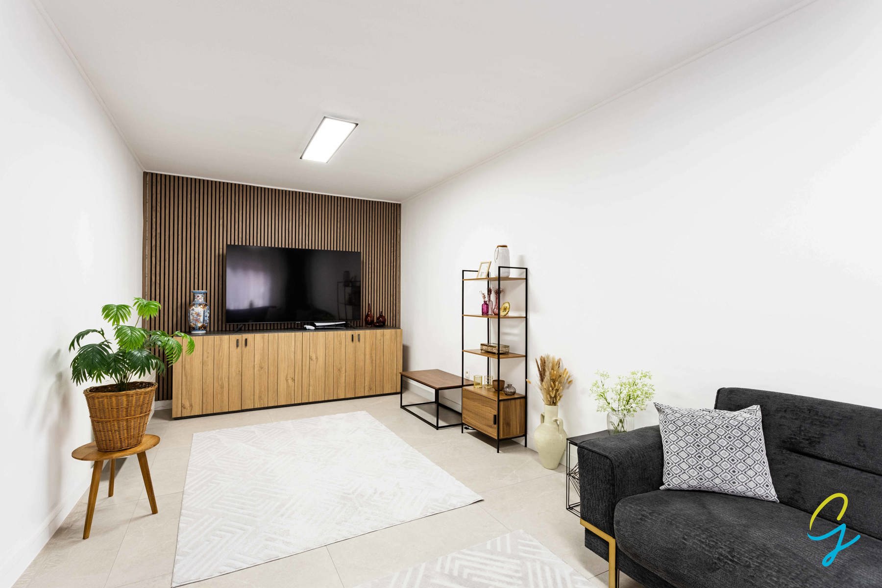 TE KOOP IN ZELE: Instapklare woning met 4 slaapkamers.  - foto 3