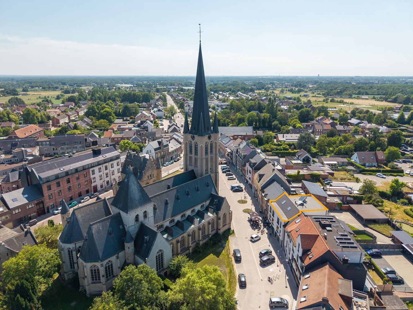Moderne penthouse met 2 slpkrs, terras en autostaanplaats in centrum Onze-Lieve-Vrouw-Waver - foto 4