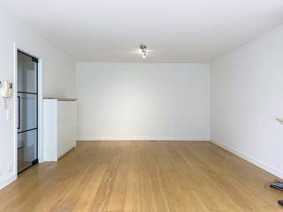 The fastest way to visit this property? Request your visit via the red button on our website (www.dewaele.com) and you will be contacted by one of...