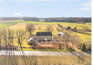 Casa Cozy Ode – Luxe, rust & panoramisch verzicht in de Ardennen. Droomt u van een plek waar comfort, stijl en natuur samenkomen? Casa Cozy Ode...