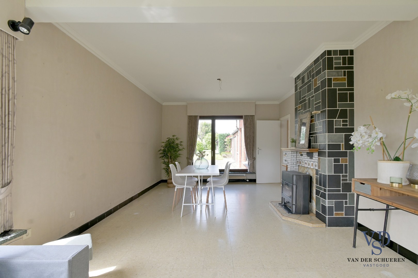 House for sale in Munte with 5 bedrooms - photo 4