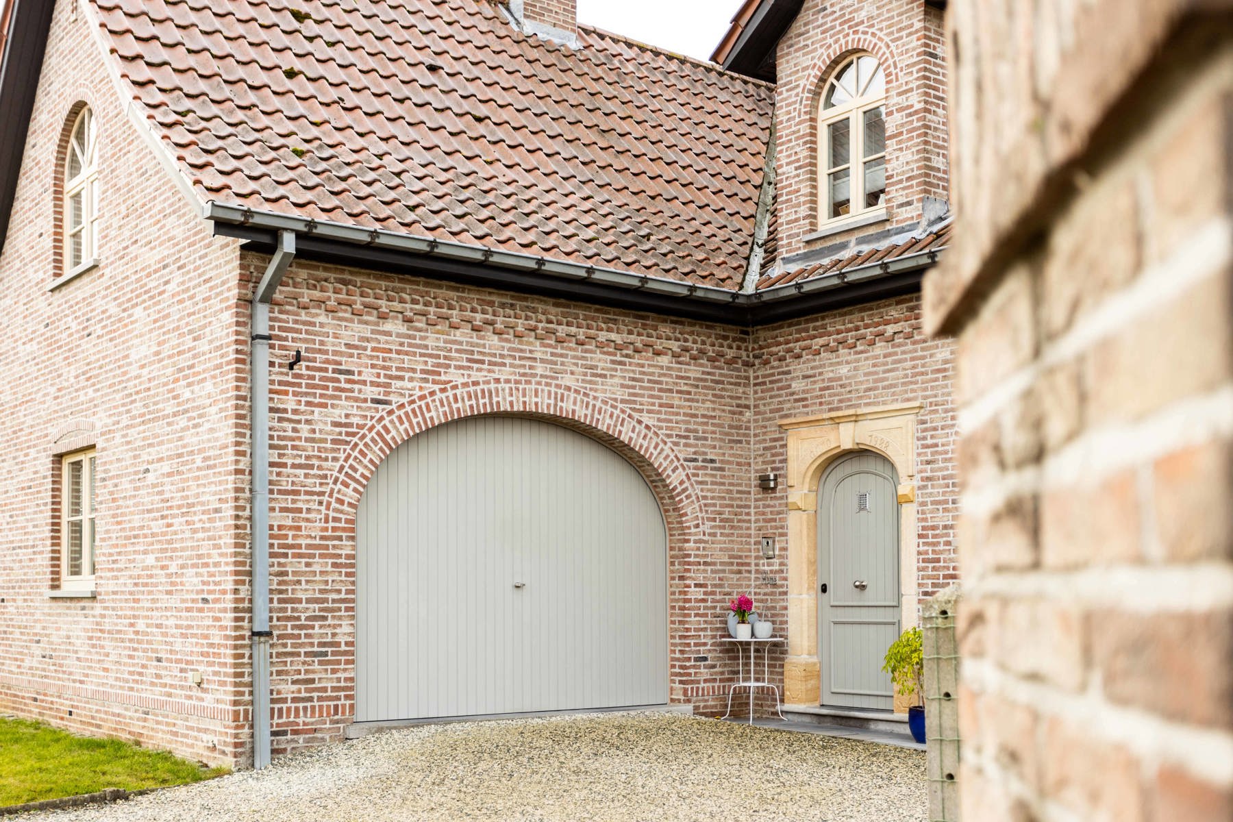 Instapklare vrijstaande woning met 4 kamers, garage en tuin - foto 5