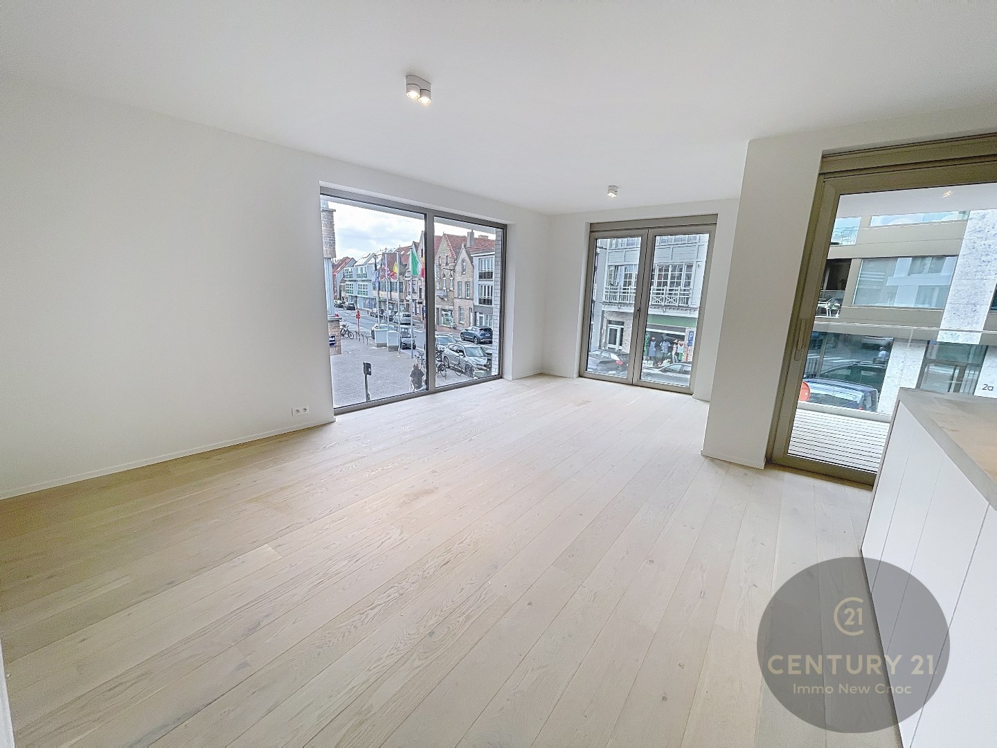 Apartment for sale in Knokke-Heist with 2 bedrooms - photo 2