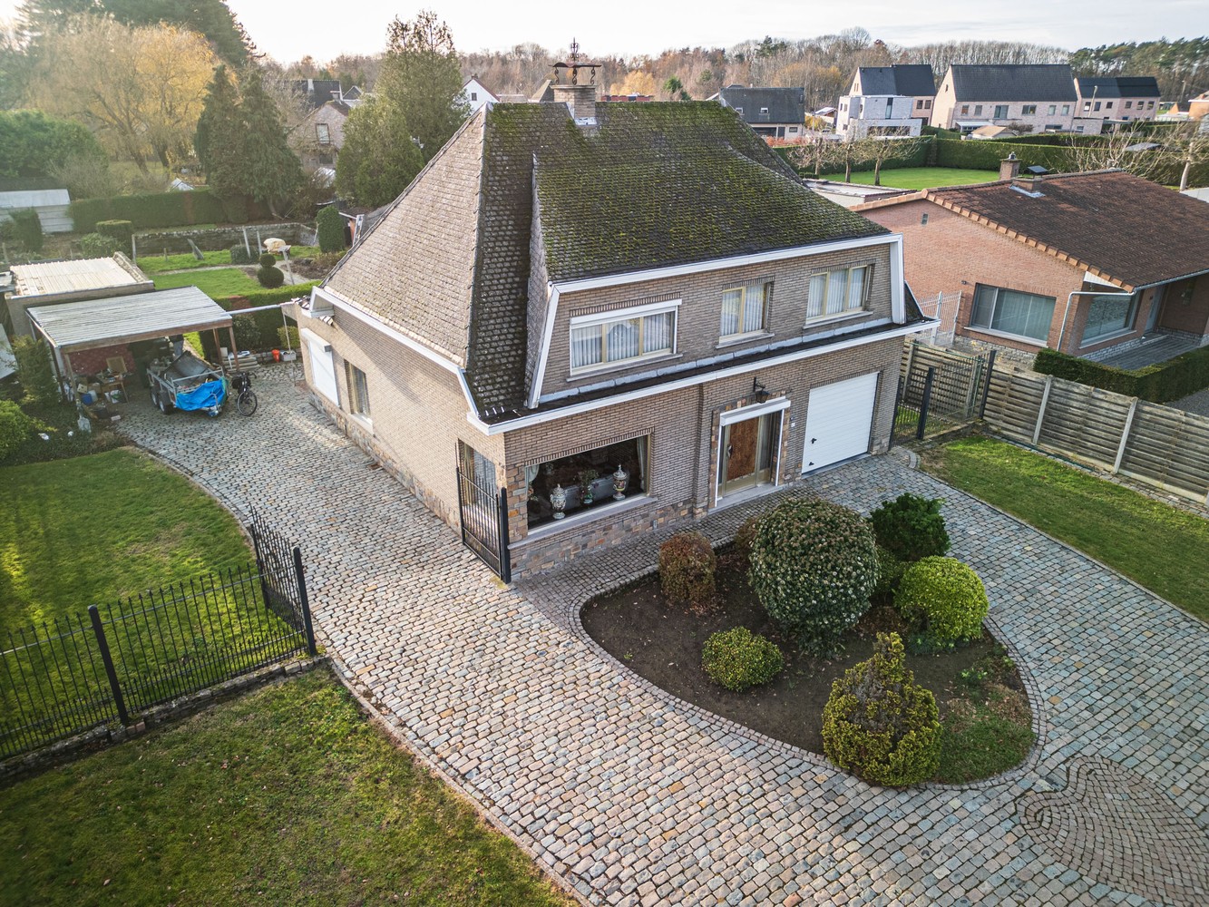 Karaktervolle woning met grote tuin te koop - foto 2