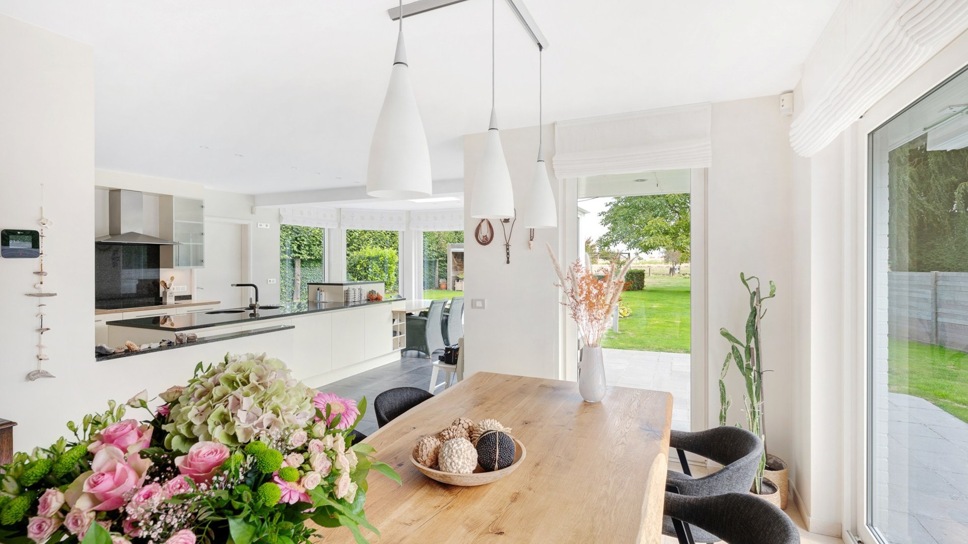 Rustig gelegen villa met open zichten op 1362 m² grond - foto 5