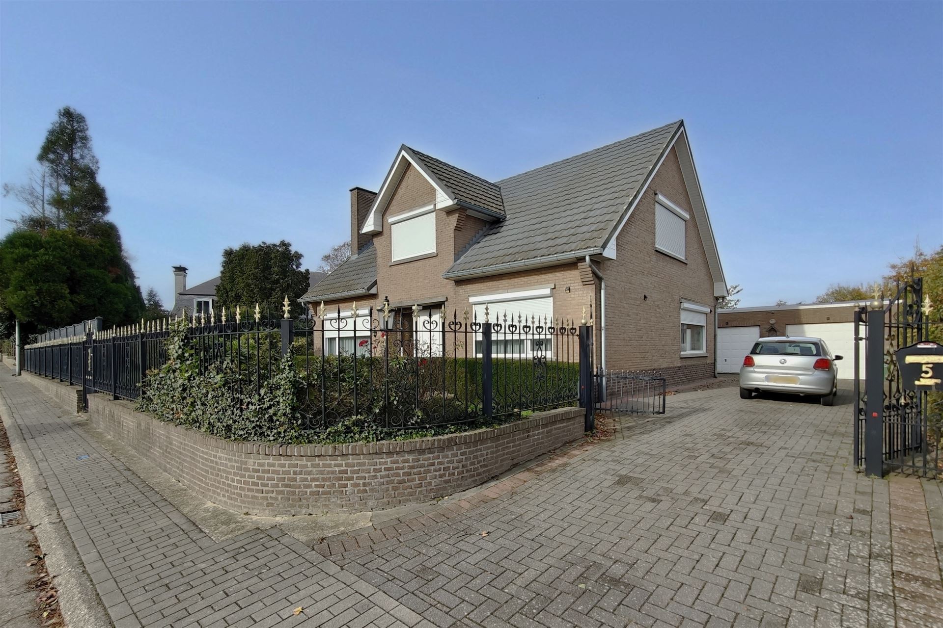 Maison à vendre à Lanaken avec 4 chambres - photo 1